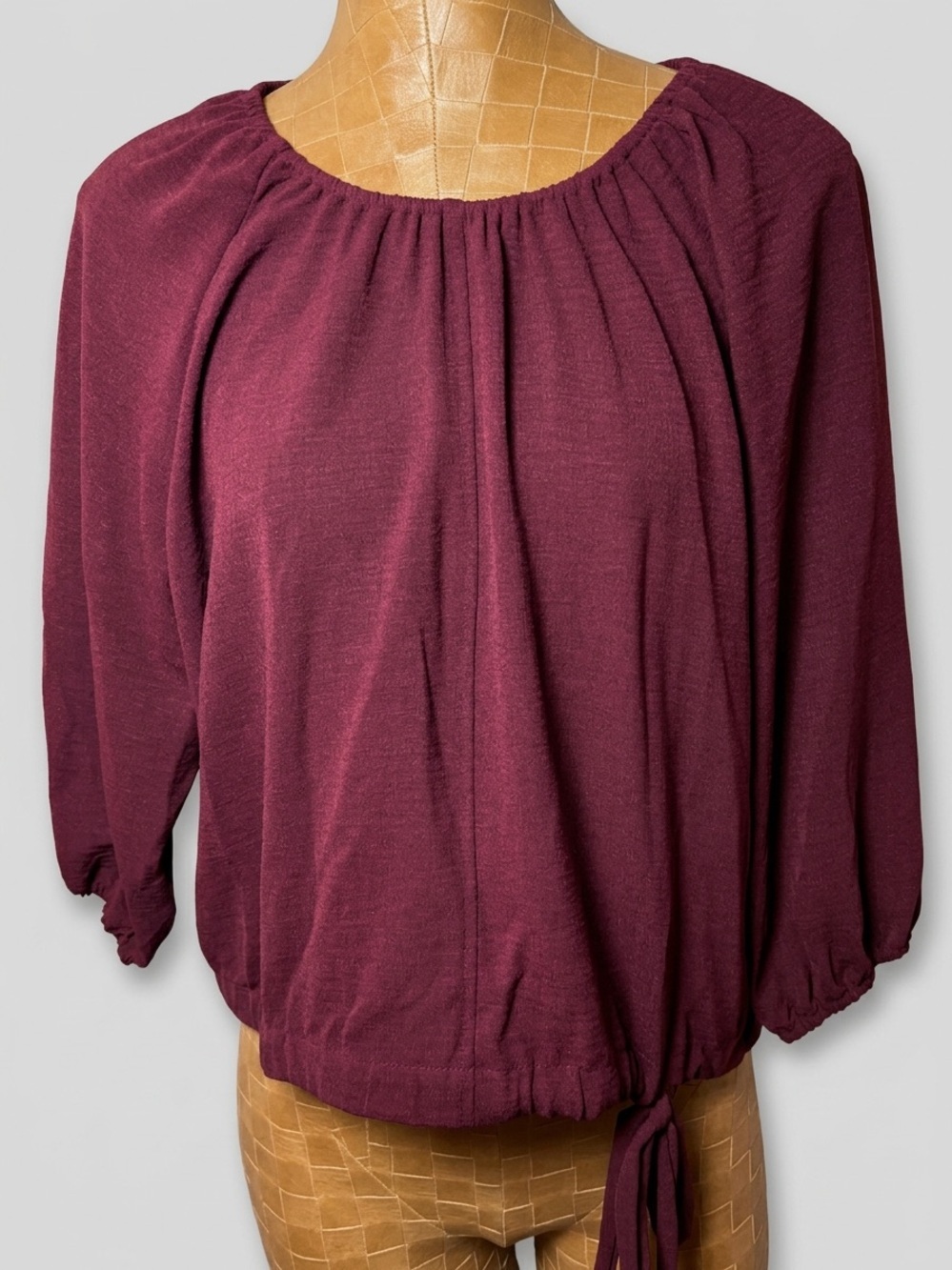 Nine West Maroon Gathered Neckline Tie-Front Waist Blouse Size Large
